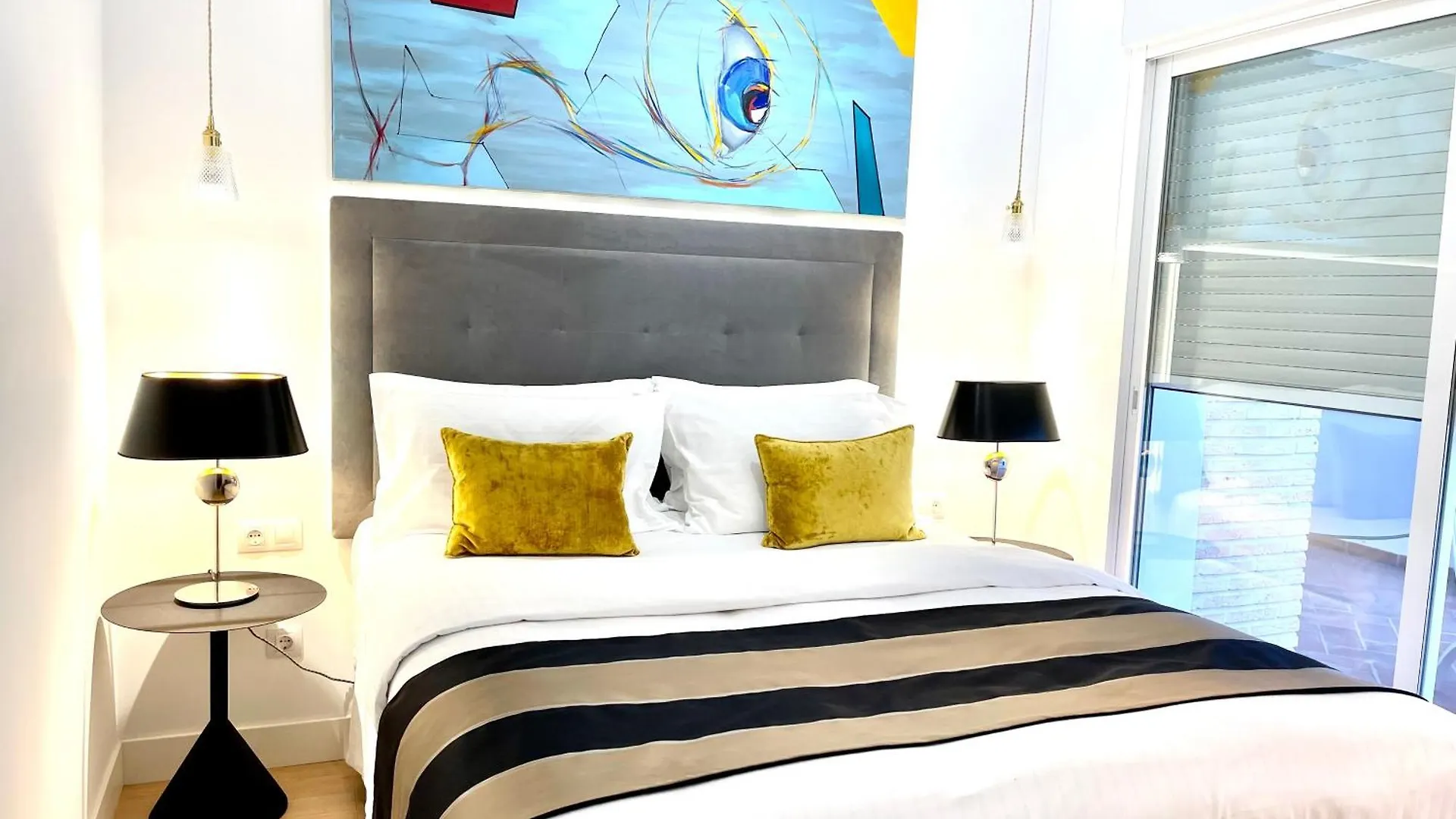 Mondrian Luxury Suites & Villas بينالماذينا